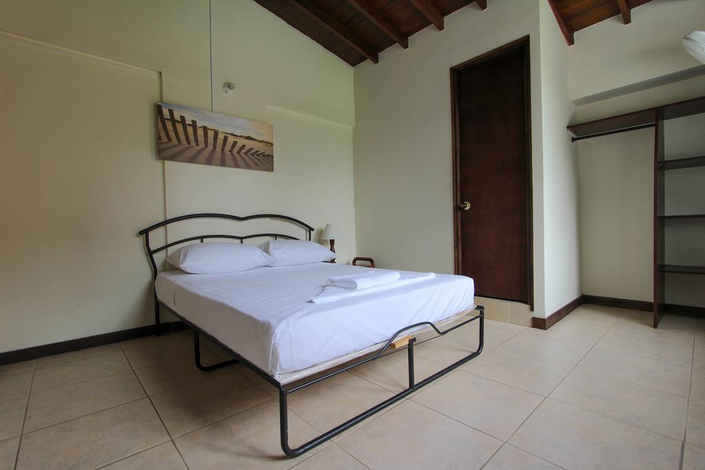 Poblado Park Guest House 酒店 Medellín